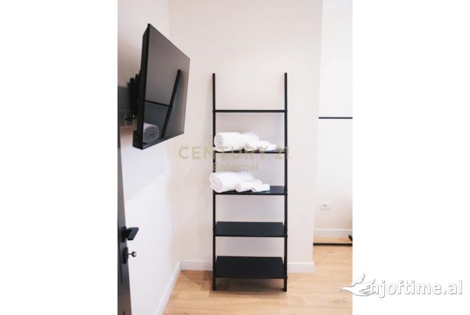 Shtepi me qera Apartament ne Tirane, 2+1, Mobilimi E mobiluar, Pagesa 1,200  Euro.