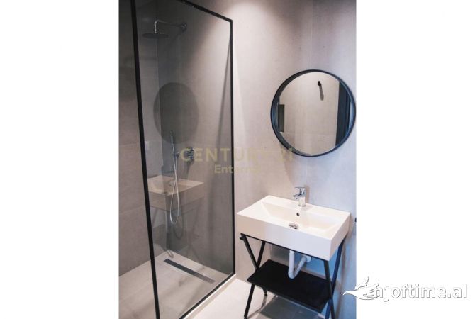 Shtepi me qera Apartament ne Tirane, 2+1, Mobilimi E mobiluar, Pagesa 1,200  Euro.