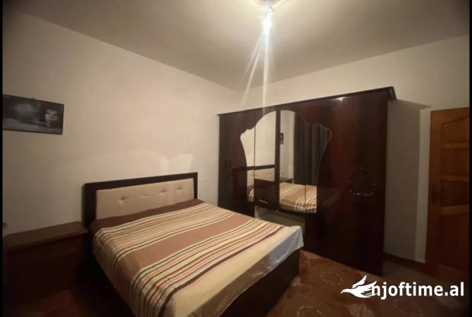 Shtepi me qera 1+1 ne Tirane - 300 Euro