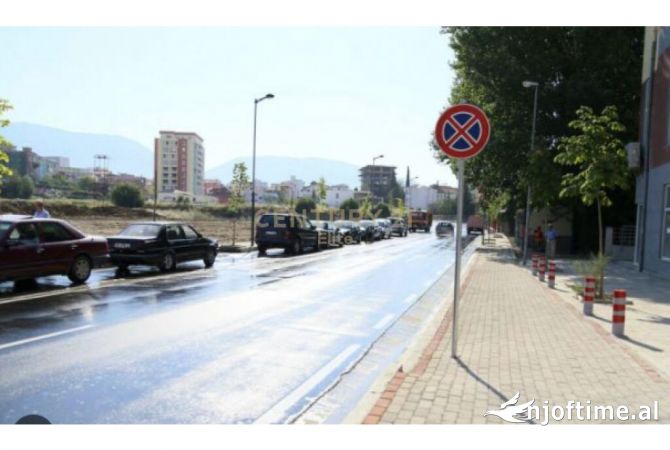 Ambient biznesi ne shitje 1+1 ne Tirane - 170,000 Euro