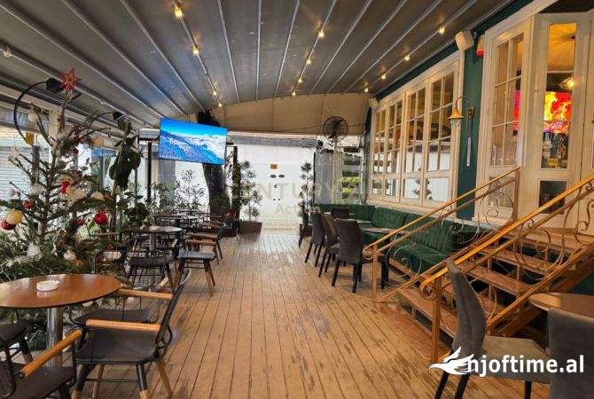 Ambient biznesi me qera 2+1 ne Tirane - 17,000 Euro