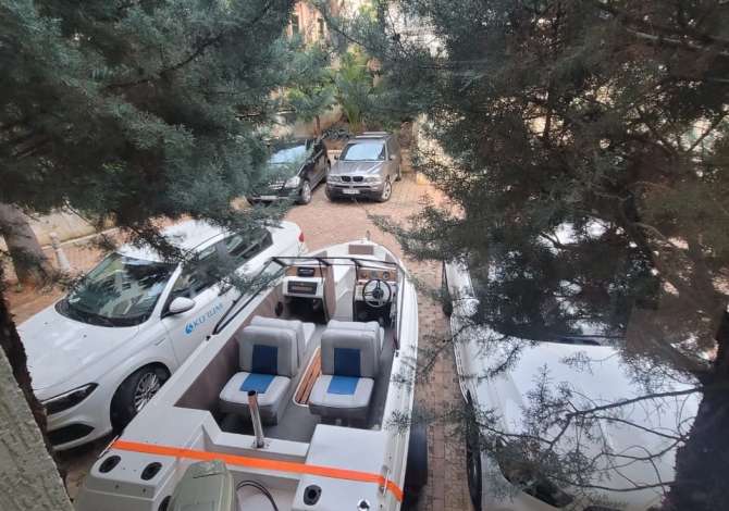 Mjete Lundruese  ne Vlore - 8,000 Euro