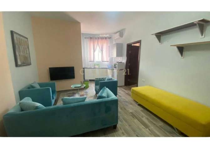 Shtepi me qera 1+1 ne Tirane - 450 Euro