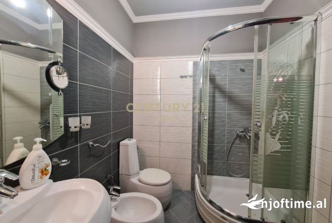 Shtepi me qera 2+1 ne Tirane - 500 Euro