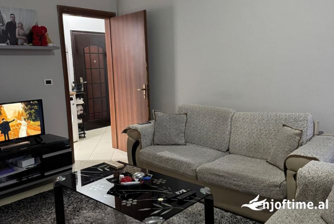 Shtepi ne shitje 1+1 ne Tirane - 85,000 Euro
