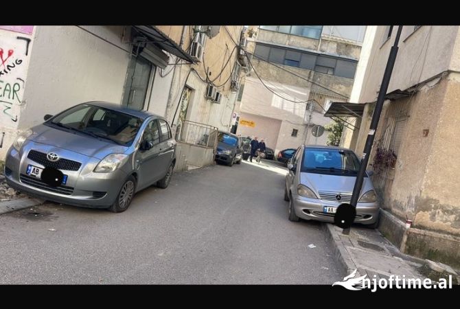 Ambient biznesi me qera 3+1 ne Tirane - 1,100 Euro