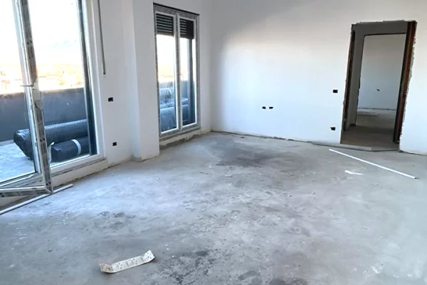 Shtepi ne shitje 1+1 ne Tirane - 70,000 Euro