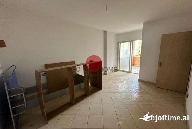 Shtepi ne shitje 3+1 ne Tirane - 120,000 Euro