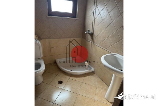 Shtepi me qera Garsoniere ne Tirane - 200 Euro
