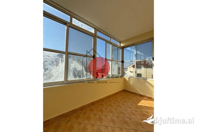 Shtepi me qera 2+1 ne Tirane - 350 Euro