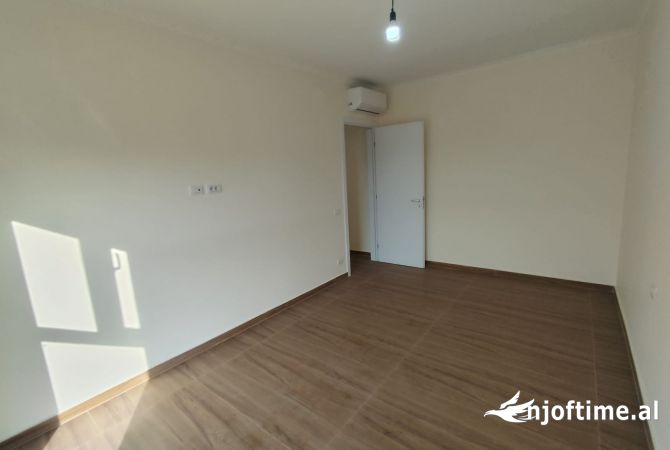 Shtepi ne shitje 2+1 ne Tirane - 120,000 Euro