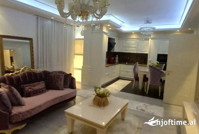 Shtepi ne shitje 3+1 ne Tirane - 265,000 Euro