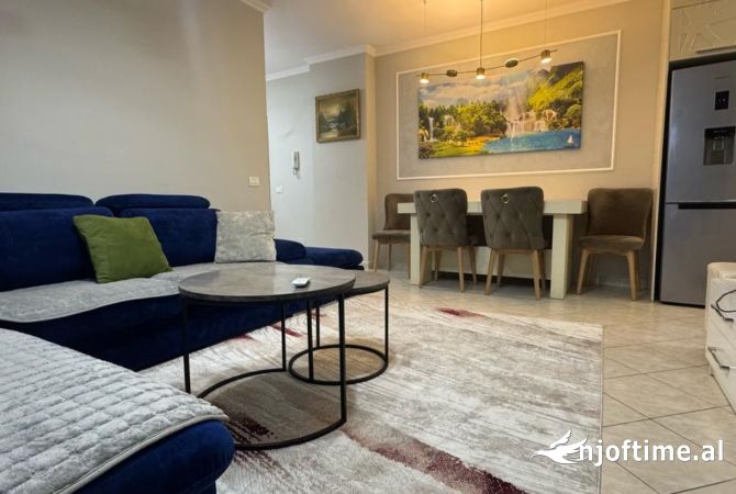 Shtepi me qera 2+1 ne Tirane - 500 Euro