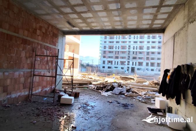 Ambient biznesi ne shitje 1+1 ne Tirane - 250,000 Euro