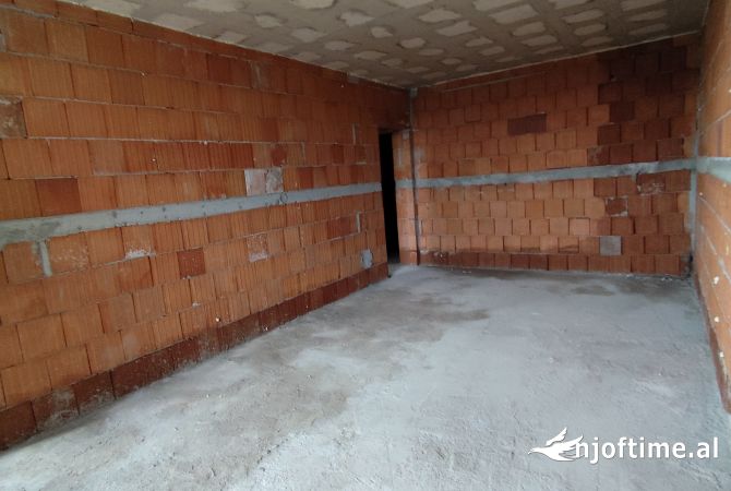 Shtepi ne shitje 1+1 ne Tirane - 54,140 Euro