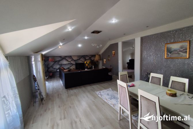 Shtepi me qera 2+1 ne Tirane - 450 Euro