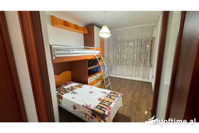 Shtepi me qera 2+1 ne Durres - 750 Euro