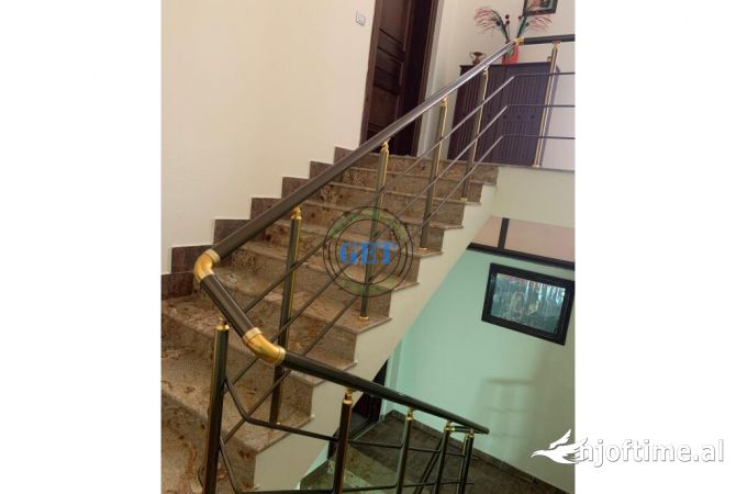 Shtepi ne shitje 7+1 ne Durres - 750,000 Euro