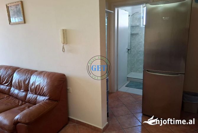 Shtepi me qera 1+1 ne Durres - 300 Euro
