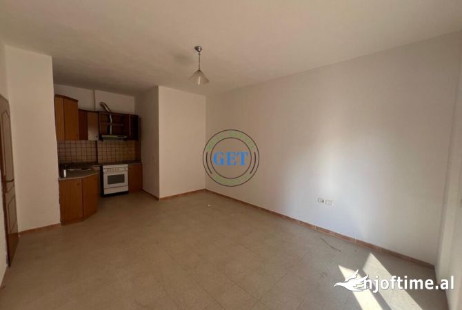 Shtepi ne shitje 1+1 ne Durres - 75,000 Euro