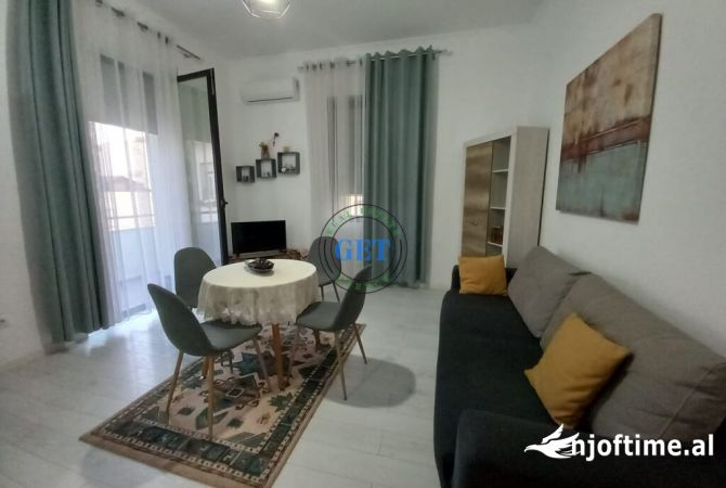 Shtepi me qera 1+1 ne Durres - 400 Euro
