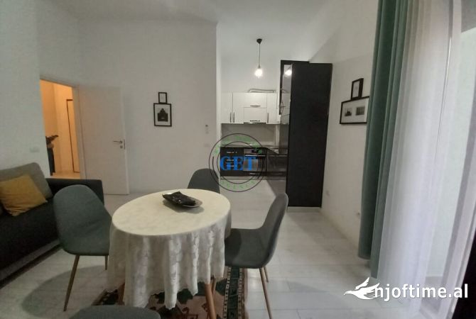 Shtepi me qera 1+1 ne Durres - 400 Euro