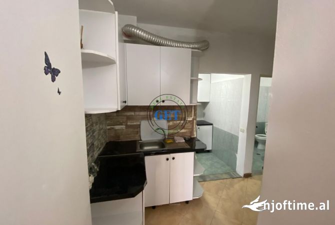 Shtepi me qera 1+1 ne Durres - 250 Euro
