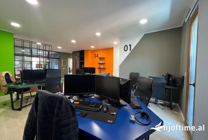 Qira, Zyra Per Qira Hotel Hilton, Delijorgji!