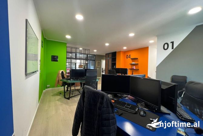 Qira, Zyra Per Qira Hotel Hilton, Delijorgji!