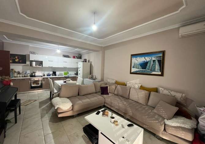 Shtepi ne shitje 1+1 ne Tirane - 115,000 Euro