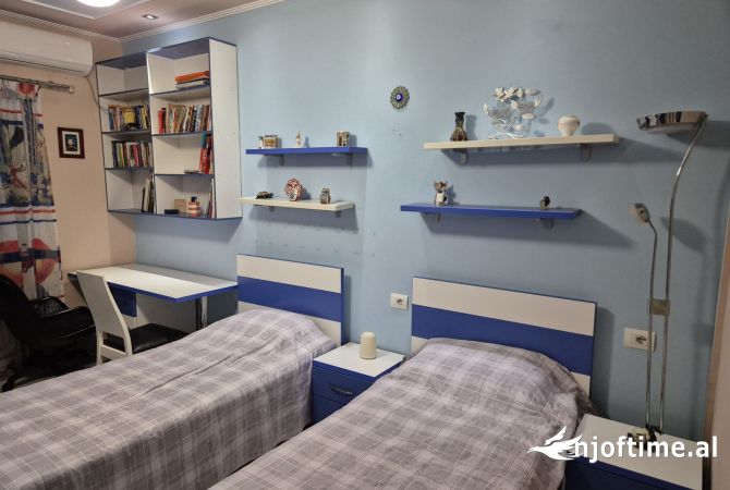 Shtepi me qera Apartament ne Tirane, 1+1, Mobilimi E mobiluar, Pagesa 500  Euro.