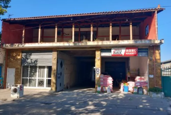 Business Property for Rent 1+1 in Fier - 50 Euro