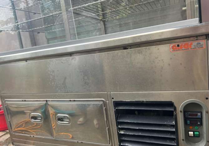 Frigorifer per biznes