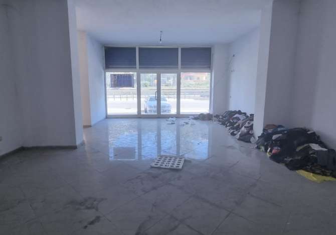 Shitet Ambient Biznesi – 80m2, Shkembi i Kavajes