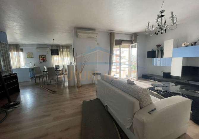 Shtepi me qera 3+1 ne Tirane - 800 Euro