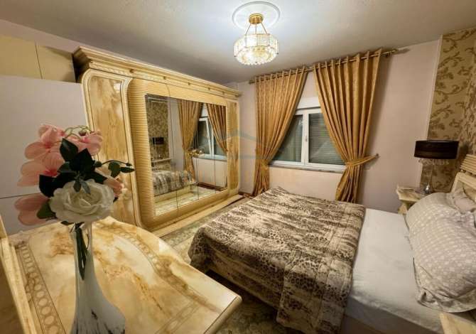 Shtepi me qera 3+1 ne Tirane - 1,500 Euro