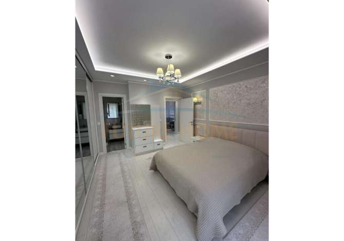 Shtepi me qera 3+1 ne Tirane - 1,500 Euro