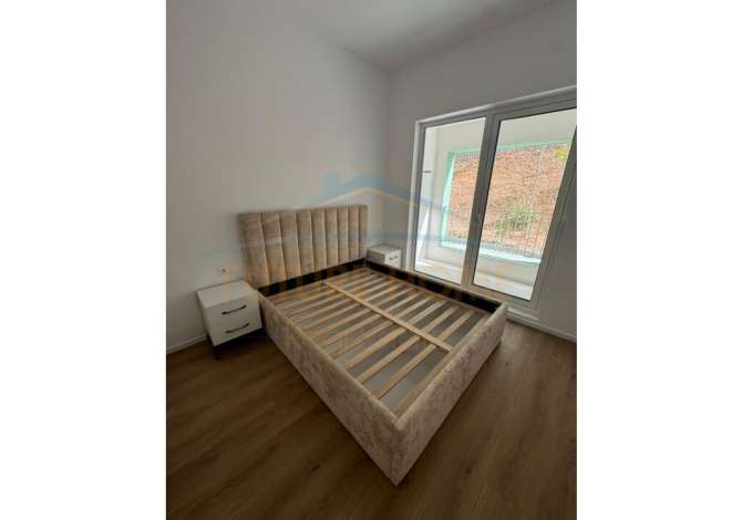 Shtepi me qera 1+1 ne Tirane - 450 Euro