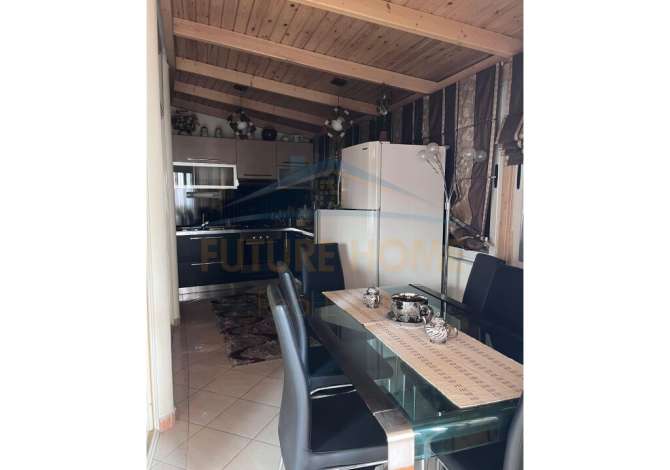 Shtepi me qera 2+1 ne Tirane - 800 Euro