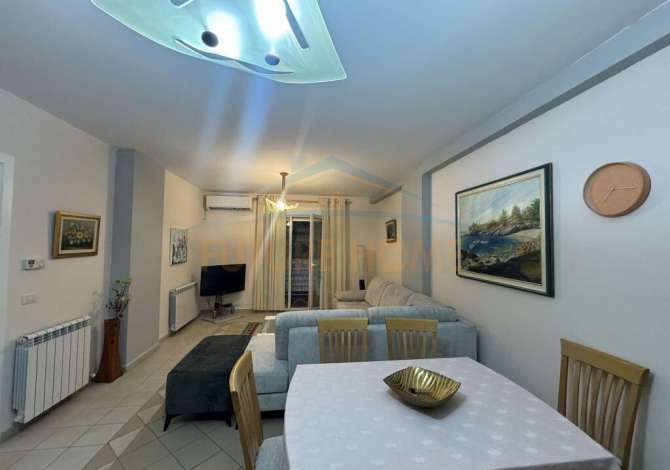 Shtepi me qera 2+1 ne Tirane - 700 Euro