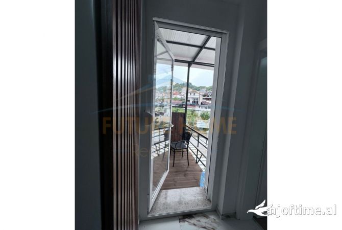 Shtepi me qera 2+1 ne Tirane - 350 Euro