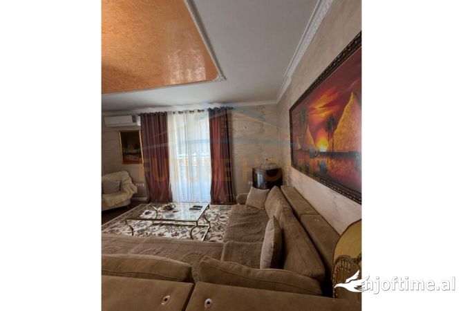 Shtepi ne shitje 2+1 ne Tirane - 160,000 Euro