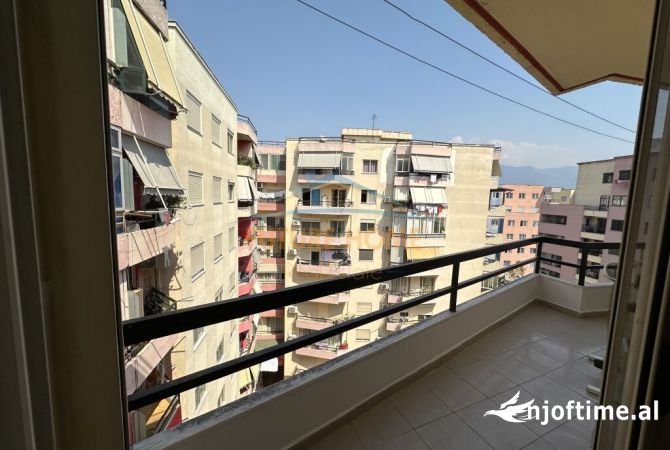 Shtepi ne shitje 2+1 ne Tirane - 105,000 Euro