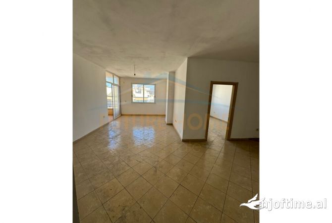Shtepi ne shitje 2+1 ne Tirane - 127,000 Euro