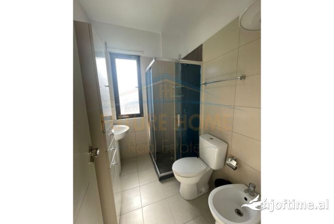 Shtepi ne shitje 3+1 ne Tirane - 210,000 Euro