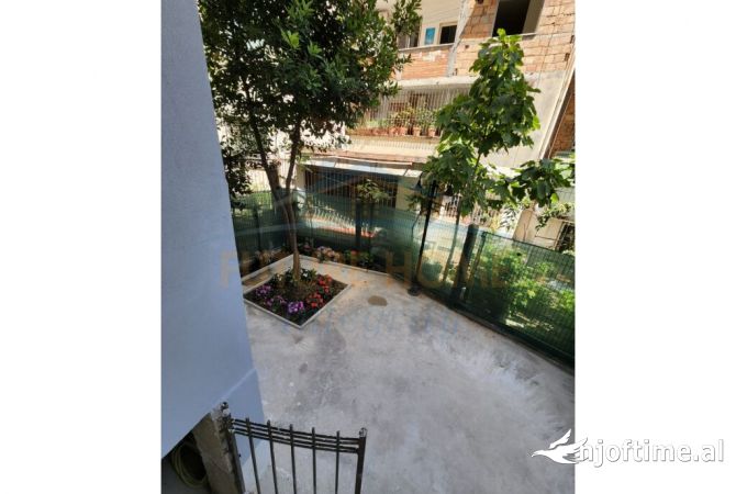 Shtepi ne shitje 2+1 ne Tirane - 140,000 Euro