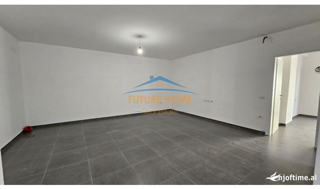 Qera, Ambient Biznesi, Qender, Tirane.