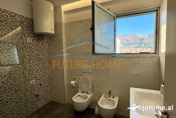 Shtepi ne shitje Apartament ne Tirane, 3+1, Mobilimi Bosh, pa mobiluar, Pagesa 280,000  Euro.