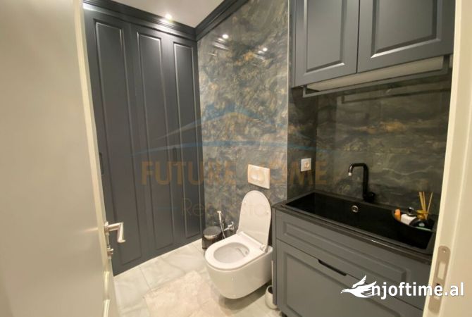 Shtepi ne shitje Apartament ne Tirane, 2+1, Mobilimi E mobiluar, Pagesa 525,000  Euro.