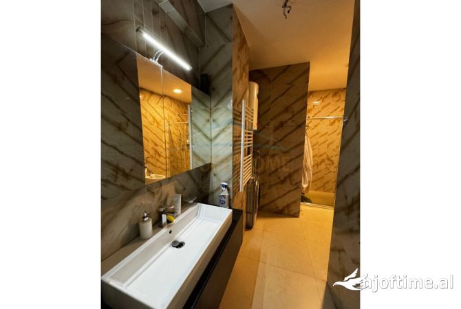 Shtepi ne shitje 1+1 ne Tirane - 200,000 Euro